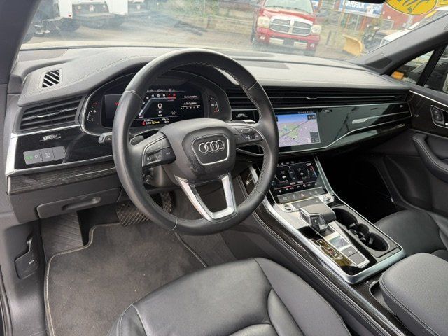 2025 Audi Q7 Premium Plus