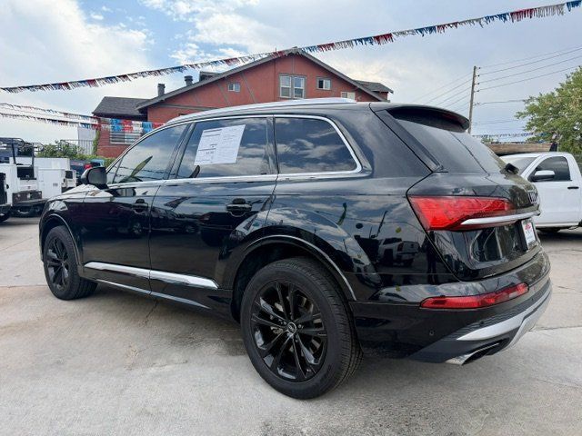 2025 Audi Q7 Premium Plus