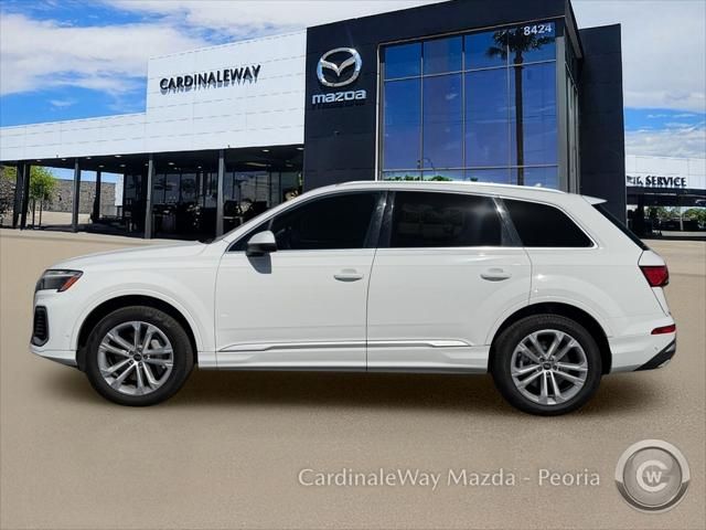 2025 Audi Q7 Premium Plus