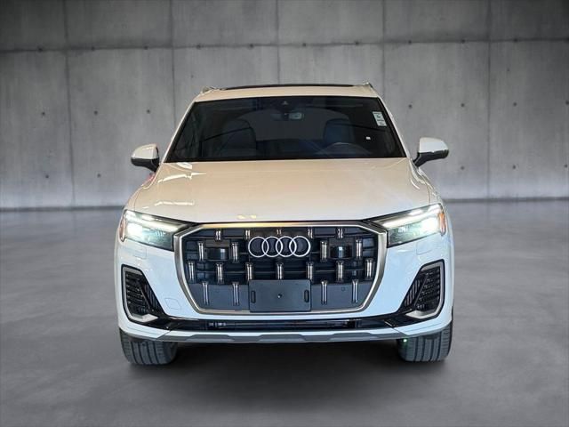 2025 Audi Q7 Premium Plus