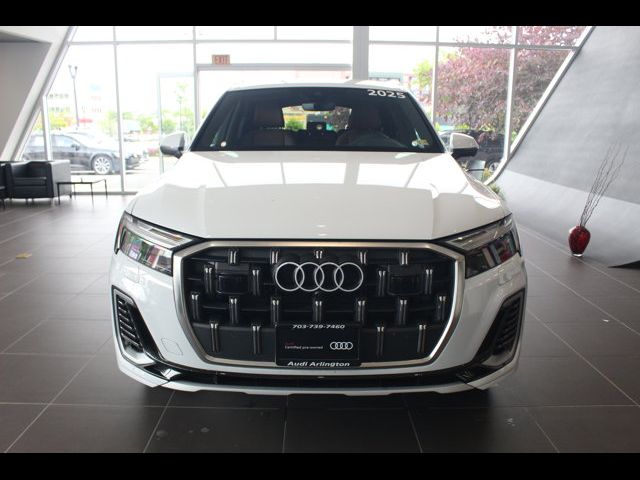 2025 Audi Q7 Premium Plus
