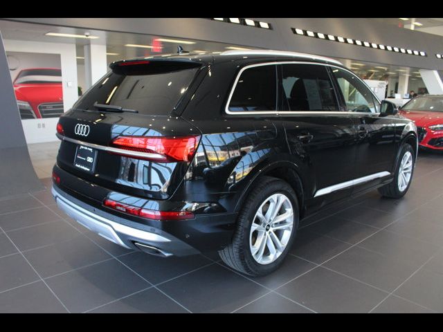 2025 Audi Q7 Premium Plus
