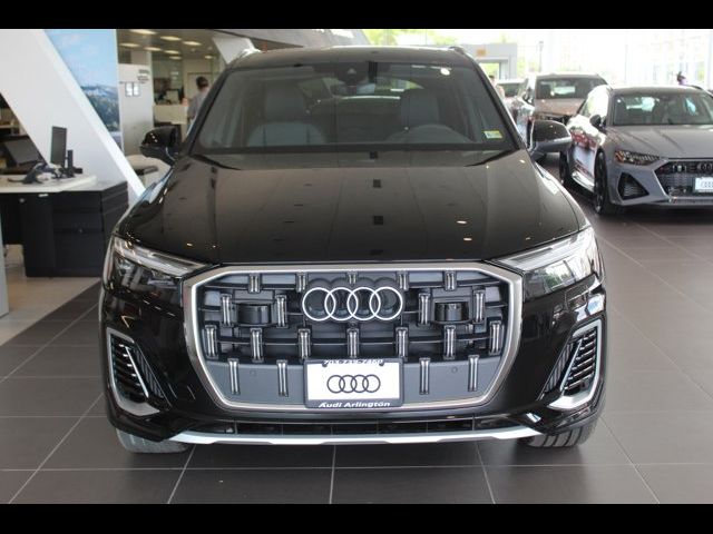 2025 Audi Q7 Premium Plus