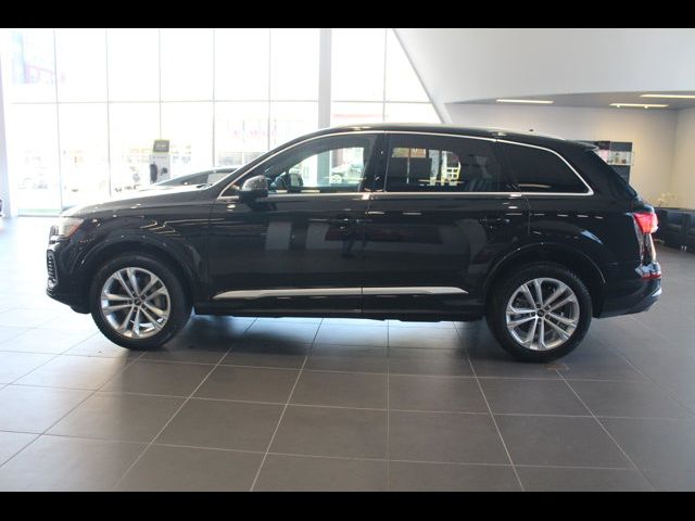 2025 Audi Q7 Premium Plus