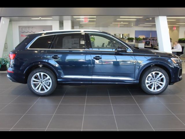 2025 Audi Q7 Premium Plus