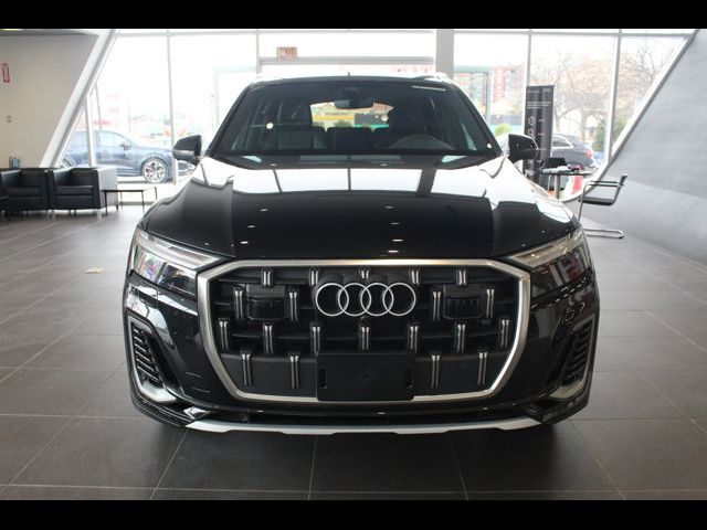 2025 Audi Q7 Premium Plus