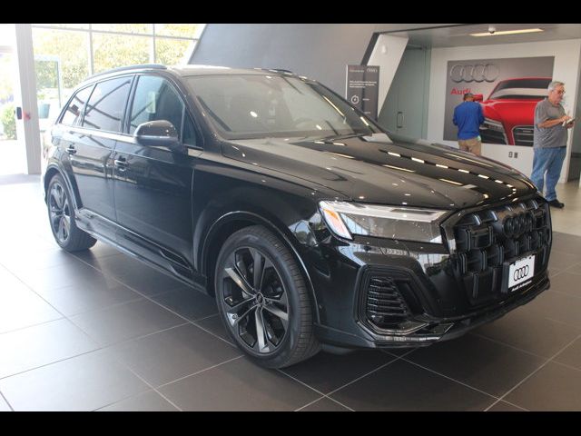 2025 Audi Q7 Premium Plus