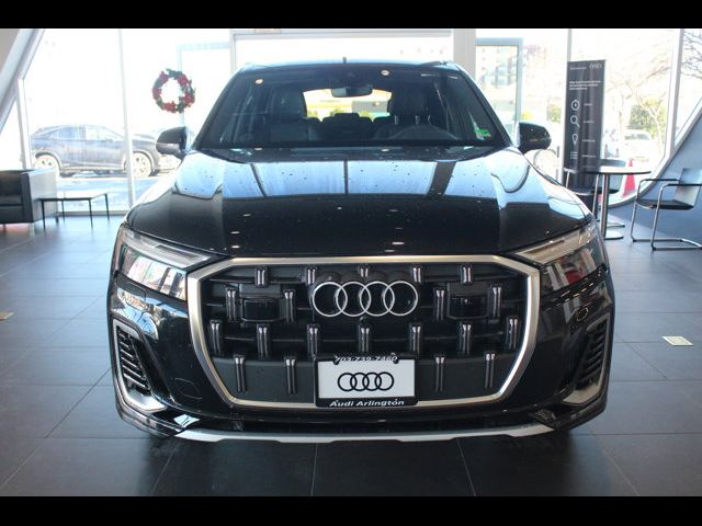 2025 Audi Q7 Premium Plus