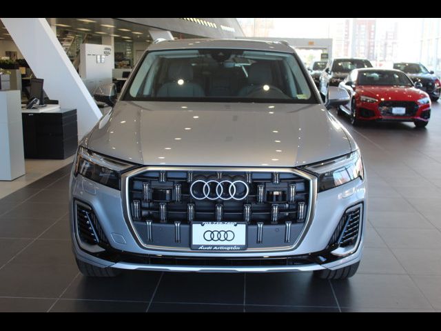 2025 Audi Q7 Premium Plus