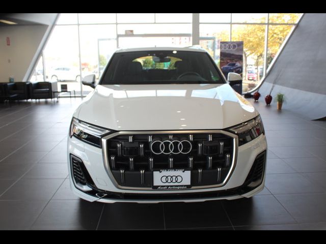 2025 Audi Q7 Premium Plus