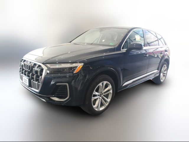 2025 Audi Q7 Premium Plus