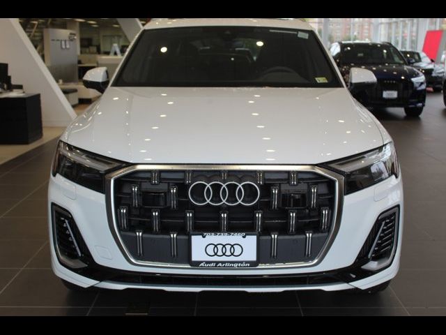 2025 Audi Q7 Premium Plus