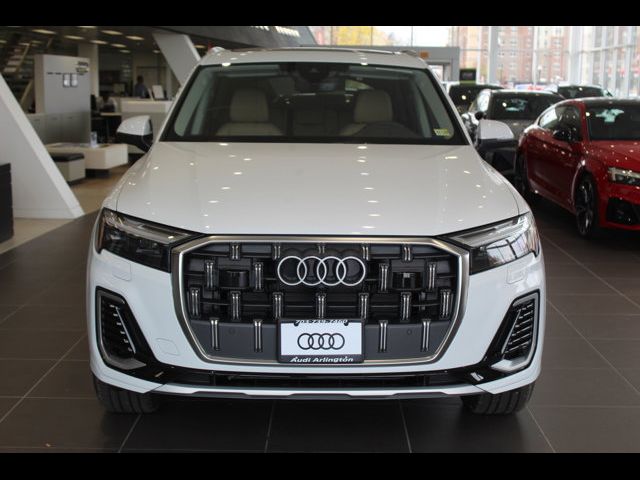 2025 Audi Q7 Premium