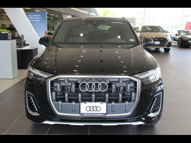 2025 Audi Q7 Premium