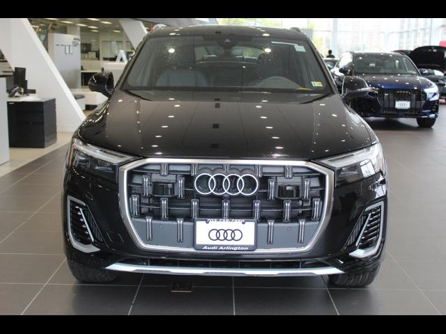 2025 Audi Q7 Premium