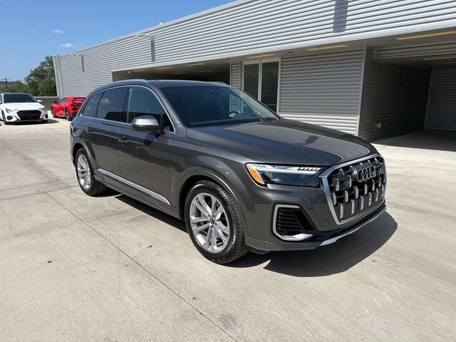 2025 Audi Q7 Prestige