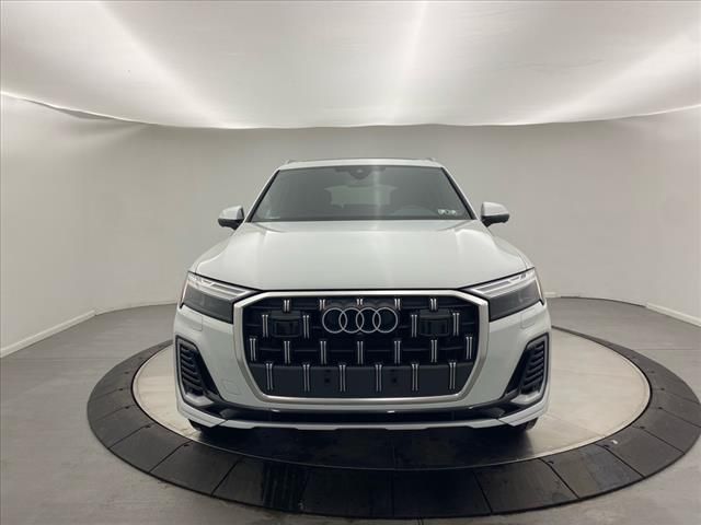 2025 Audi Q7 Premium