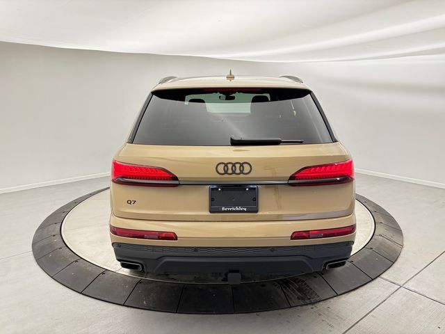 2025 Audi Q7 Premium Plus