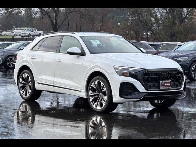 2025 Audi Q8 Premium