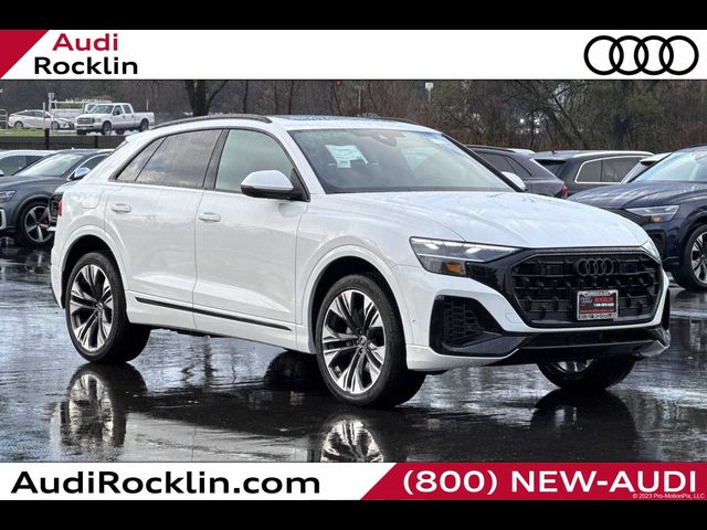 2025 Audi Q8 Premium