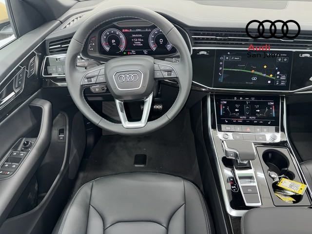 2025 Audi Q8 Premium