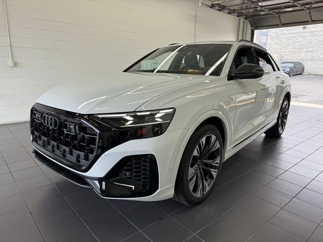 2025 Audi Q8 Prestige