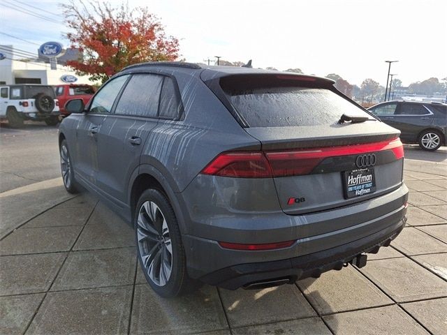 2025 Audi Q8 Premium Plus