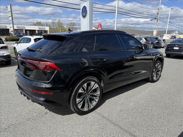 2025 Audi Q8 Premium Plus