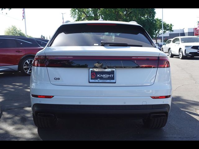 2025 Audi Q8 Premium Plus