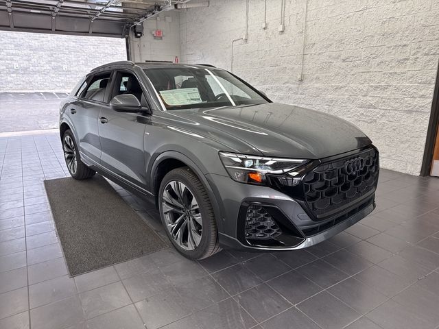 2025 Audi Q8 Premium Plus