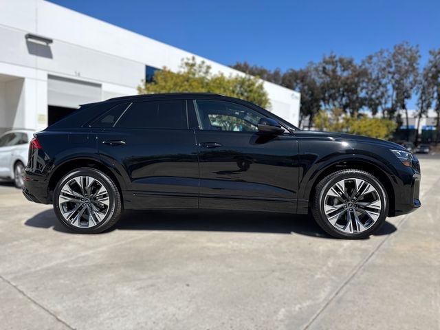 2025 Audi Q8 Premium Plus