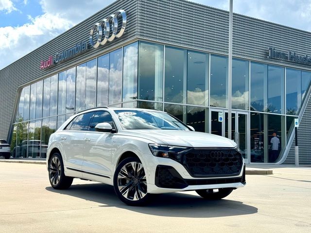 2025 Audi Q8 Premium Plus