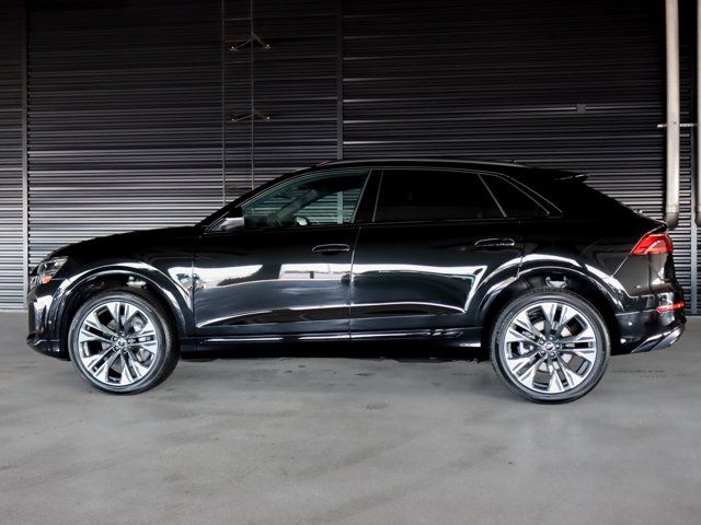 2025 Audi Q8 Premium Plus
