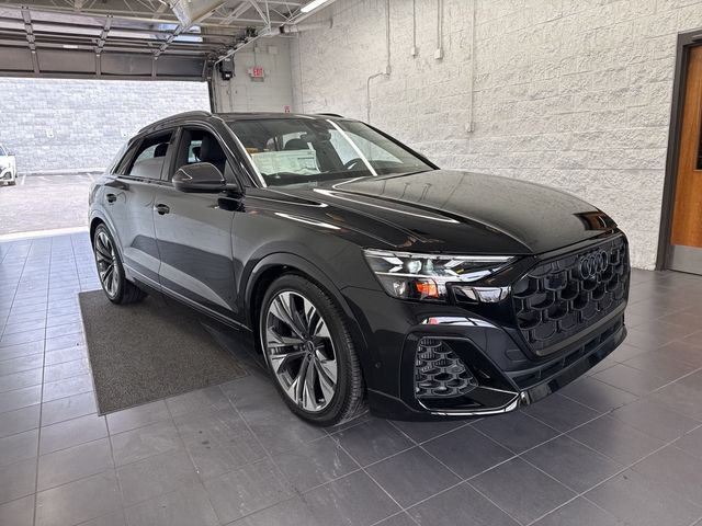 2025 Audi Q8 Prestige