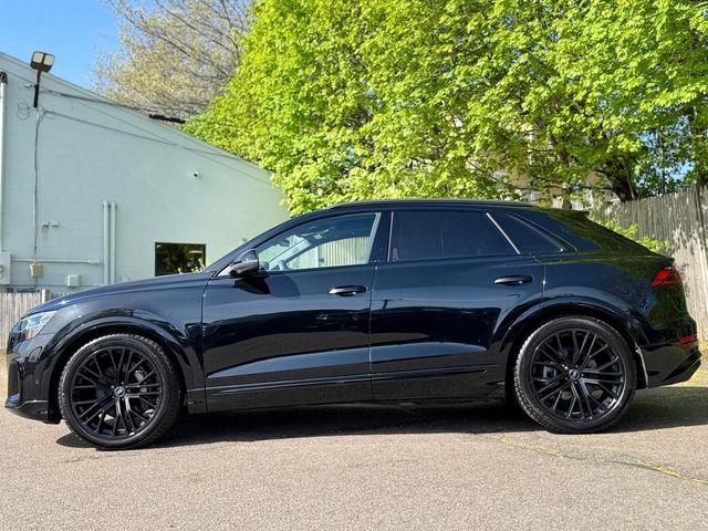 2025 Audi Q8 Prestige