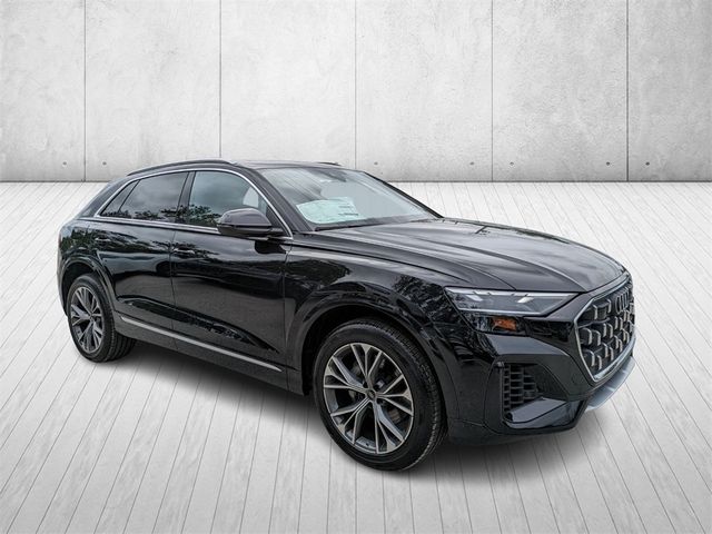 2025 Audi Q8 Premium