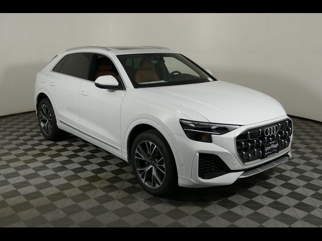 2025 Audi Q8 Premium