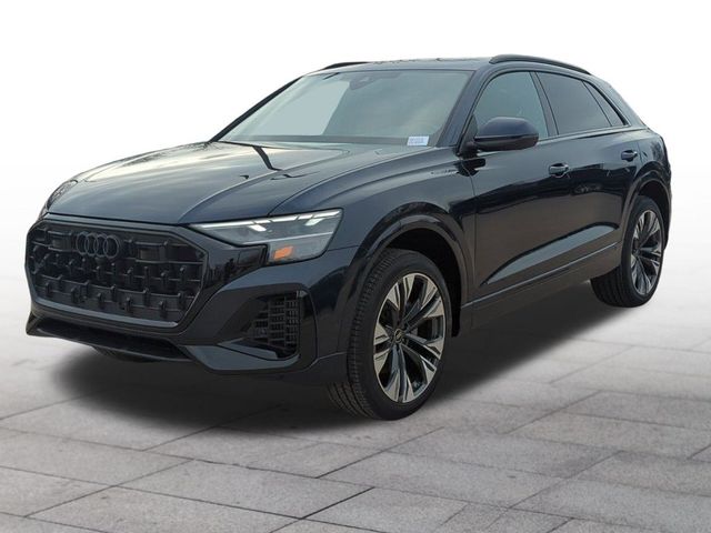 2025 Audi Q8 Premium