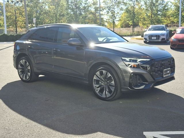 2025 Audi Q8 Premium