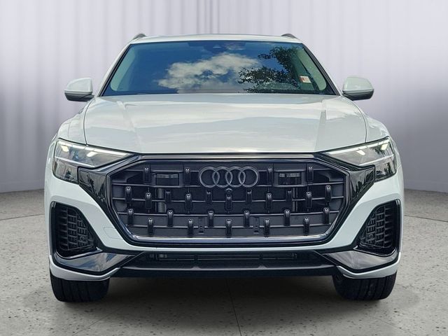 2025 Audi Q8 Premium
