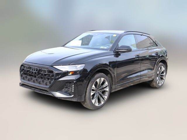 2025 Audi Q8 Premium