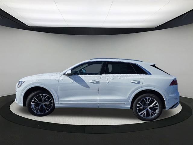 2025 Audi Q8 Premium