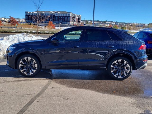 2025 Audi Q8 Premium