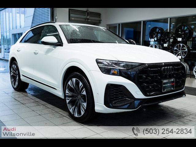 2025 Audi Q8 Premium