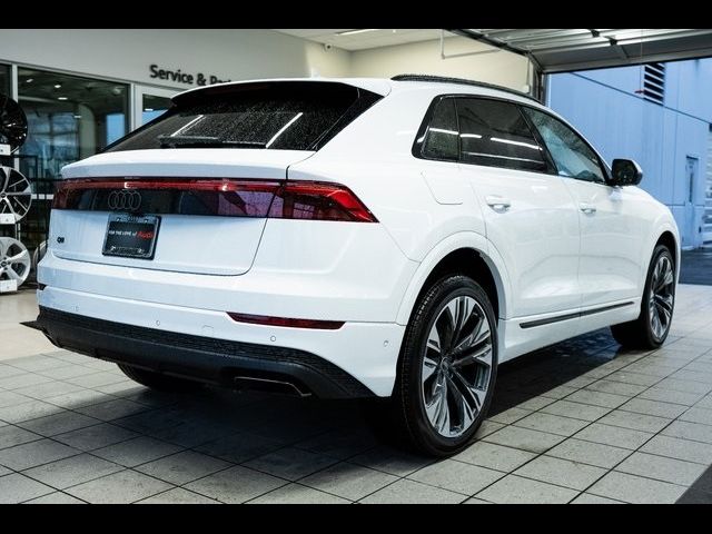 2025 Audi Q8 Premium