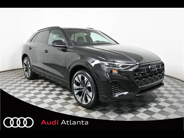 2025 Audi Q8 Premium