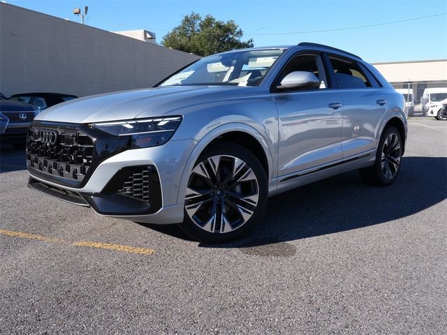 2025 Audi Q8 Premium