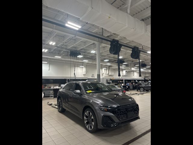 2025 Audi Q8 Premium