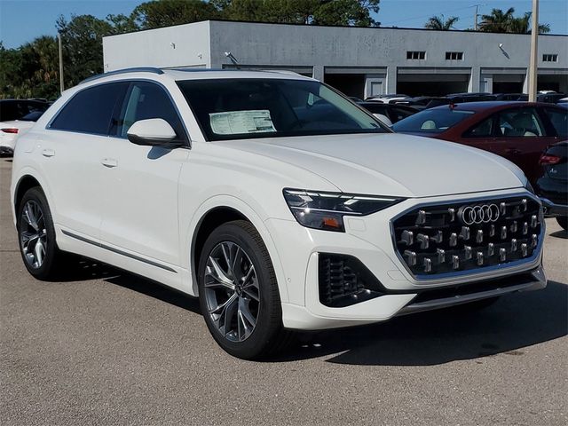 2025 Audi Q8 Premium