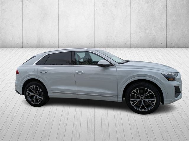 2025 Audi Q8 Premium